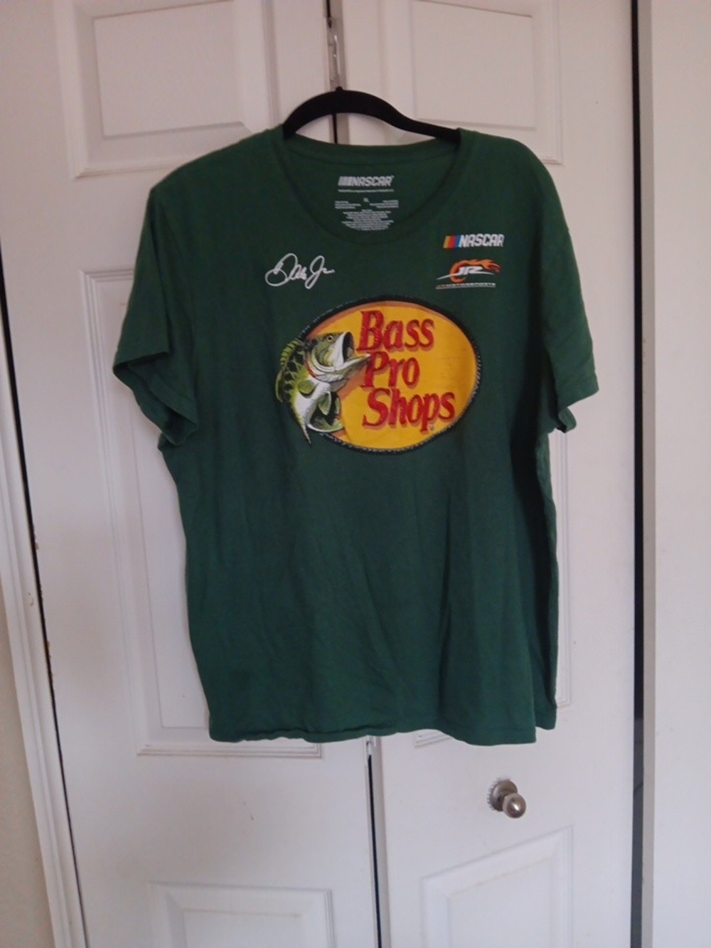 Nascar  Bass Pro Shop Unisex Dale Earnhardt Jr #88 T Shirt Size XL